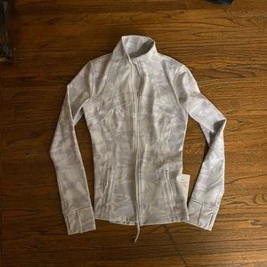 NWT Camo Lululemon Long-Sleeved Top